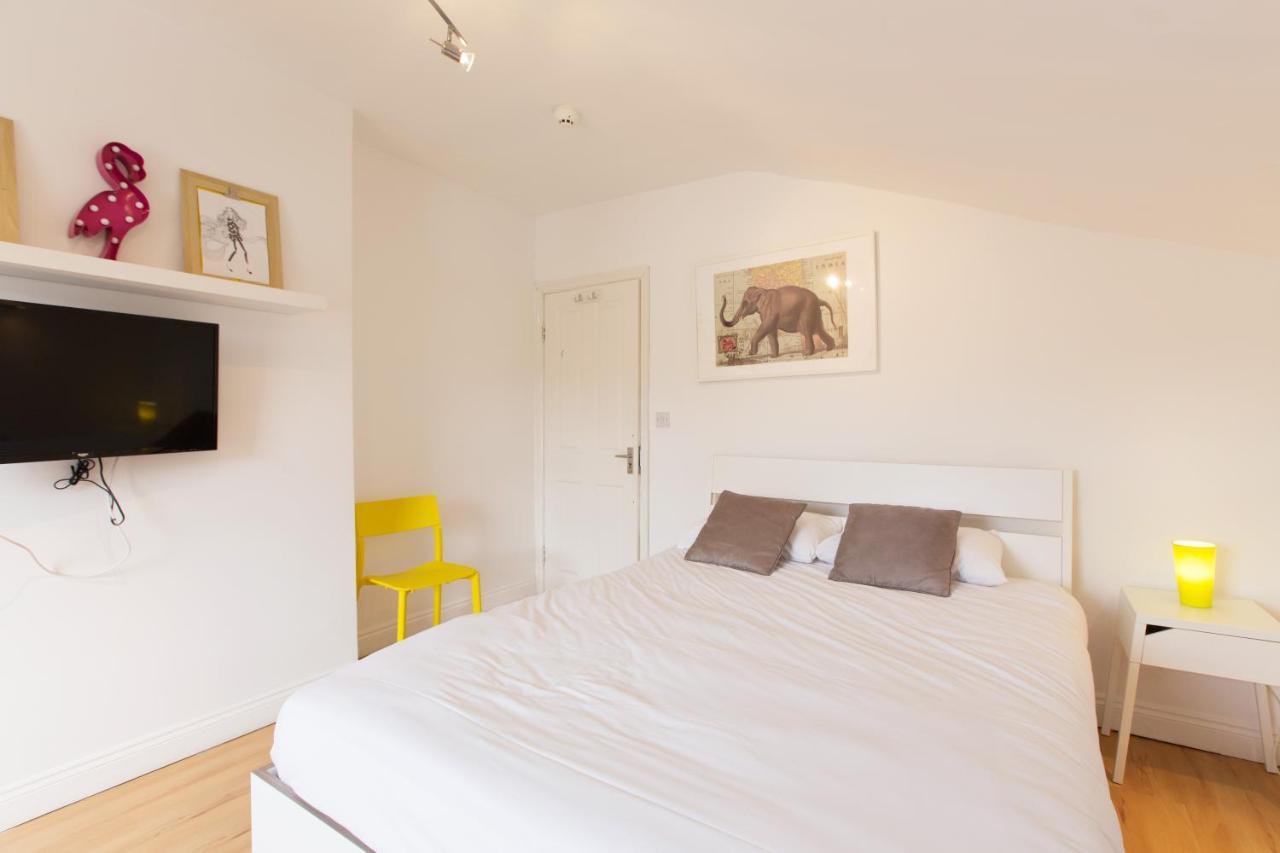 Tooting Broadway Studios & Rooms By Dc London Rooms Bagian luar foto